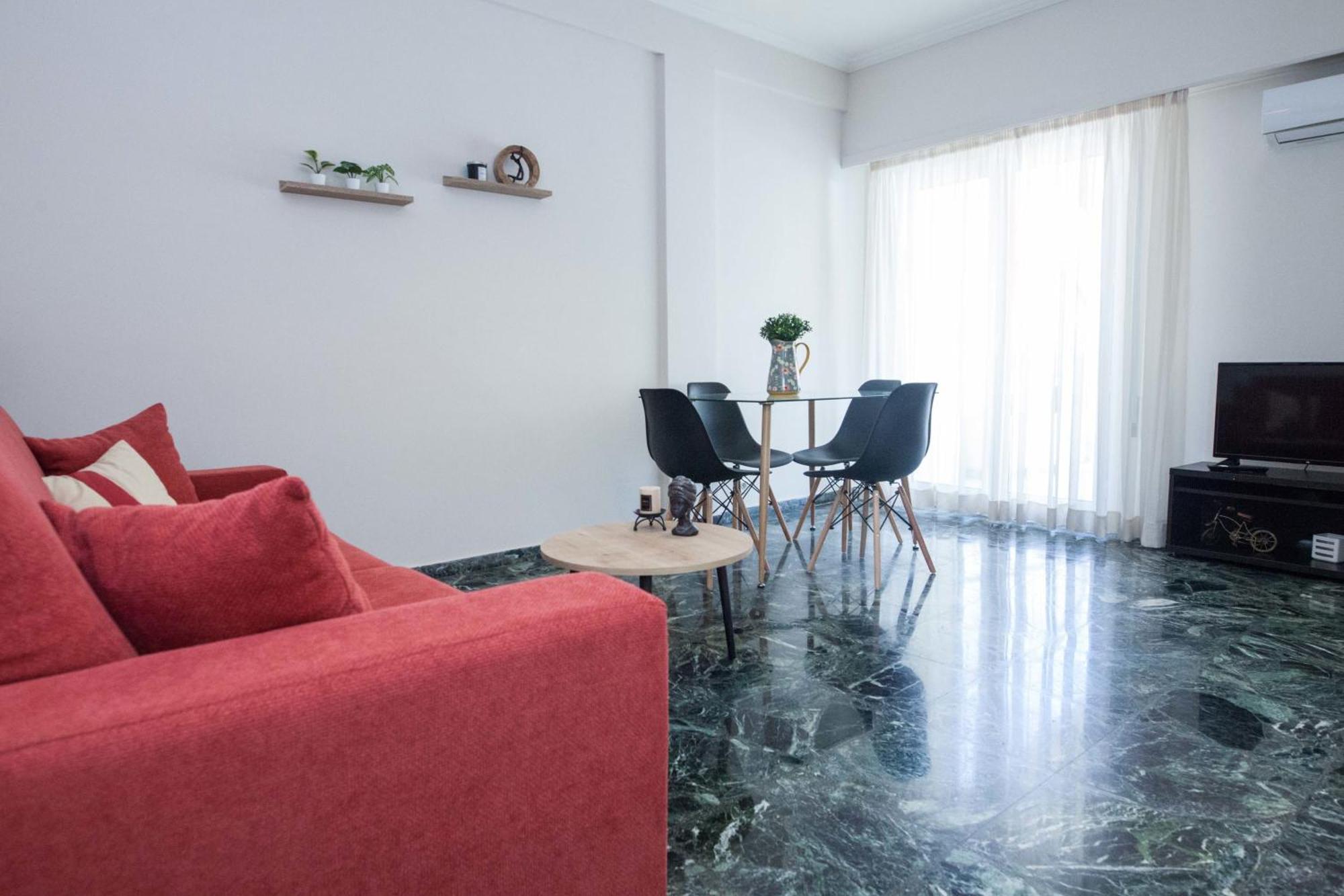 Modern 1 Bd Balcony Apt Near Metro In Kato Patisia Athen Exterior foto